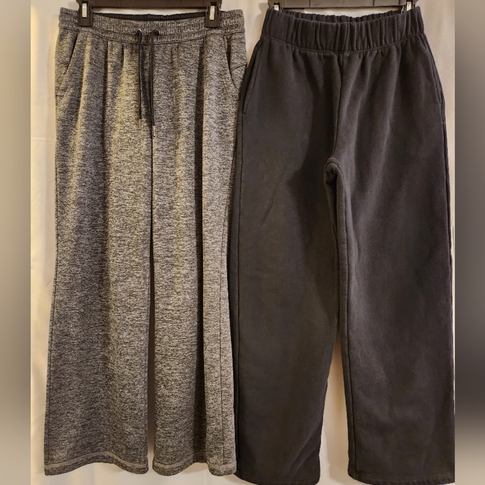 2 pairs of Joggers